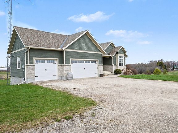 3rd image of 10 Old Kingston Rd