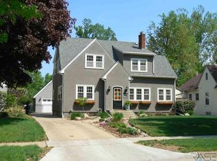1624 S 5th Ave, Sioux Falls, SD 57105