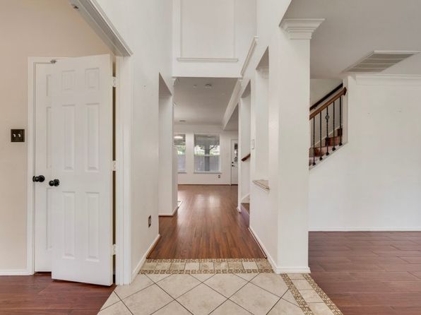 5217 Boxwood Ln #5217