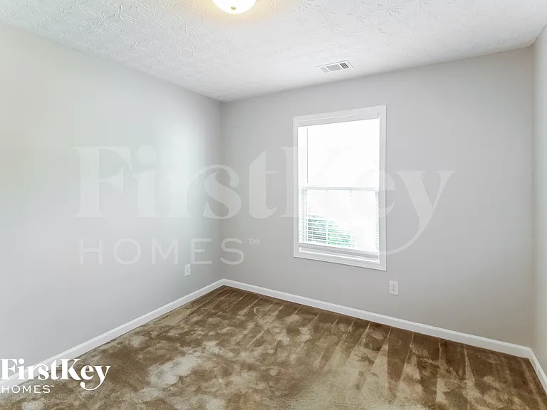 20 Lamar Ln — Photo 10