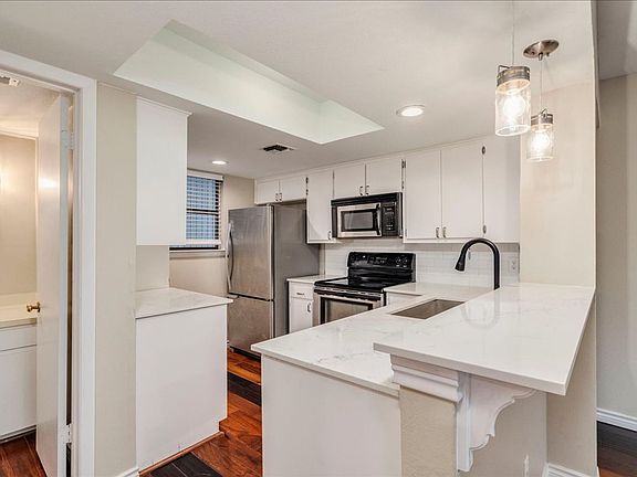 2nd image of 1411 Norwalk Ln APT 207
