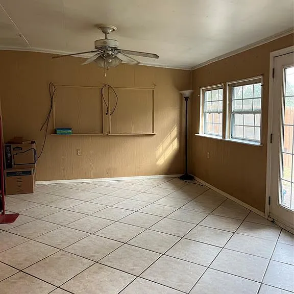 10353 Baronne Cir — Photo 8
