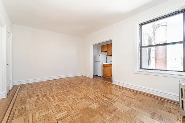 Rented by Modern Spaces | media 9