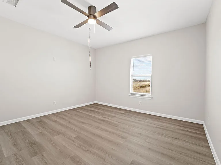 6615 E County Road 61 #101-102 — Photo 11