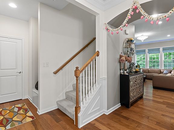 4th image of 52 Primrose Cir #52
