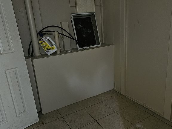 4th image of 4595 Gardendale Ave