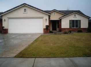 617 Vermillion Dr, Bakersfield, CA 93312