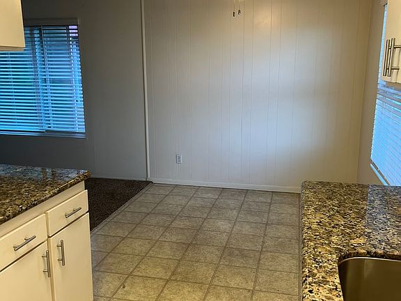5th image of 5055 Saratoga Ave #11