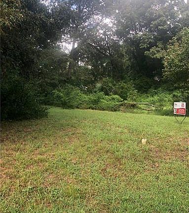 3rd image of 1218 Chronicle Ave
