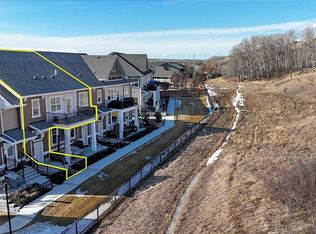 718 W Cranbrook Walk SE, Calgary, AB T3M2V5