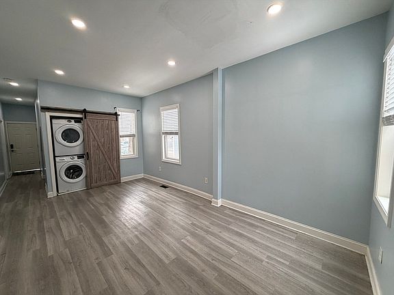 3rd image of 102 Mount Pleasant Ave