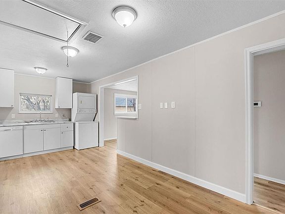 4th image of 11243 Saint Damian Dr