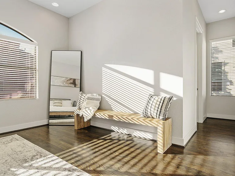 208 Detering St — Photo 23