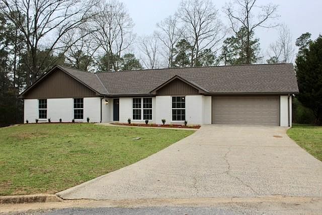 1st image of 1809 Deer Lake Ct