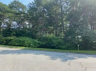 14 Herring Gull Rd, Mashpee, MA 02649