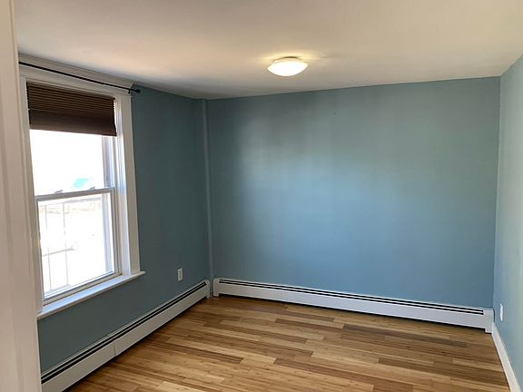 5th image of 18 Lusitana Ave Floor 2