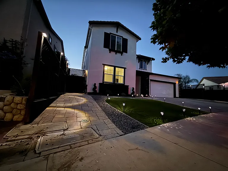 1600 Ranch Ln — Photo 2