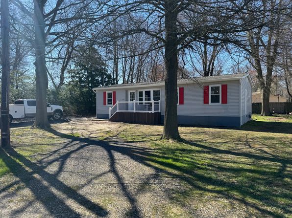 113 Quaker Rd