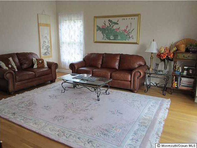 2nd image of 8 Greco Road