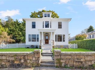 39 Kay St, Newport, RI 02840