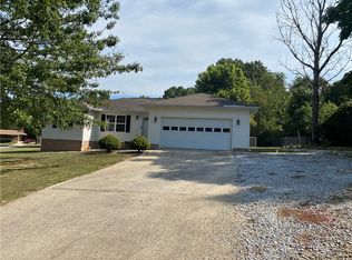 1267 Hawkins St, Harrison, AR 72601