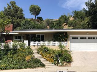 3508 Woodcliff Rd, Sherman Oaks, CA 91403