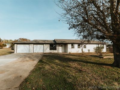 2022 N Reeves Rd, Pawnee, OK, 74058
