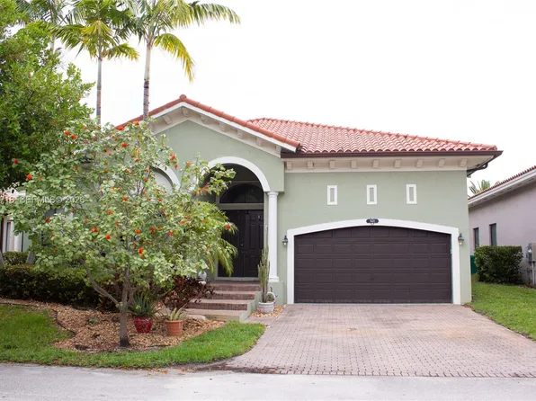 7645 SW 193rd Ln, Cutler Bay, FL 33157