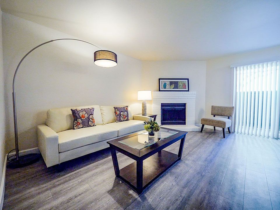 1st image of 4675 Templeton Park Cir #111