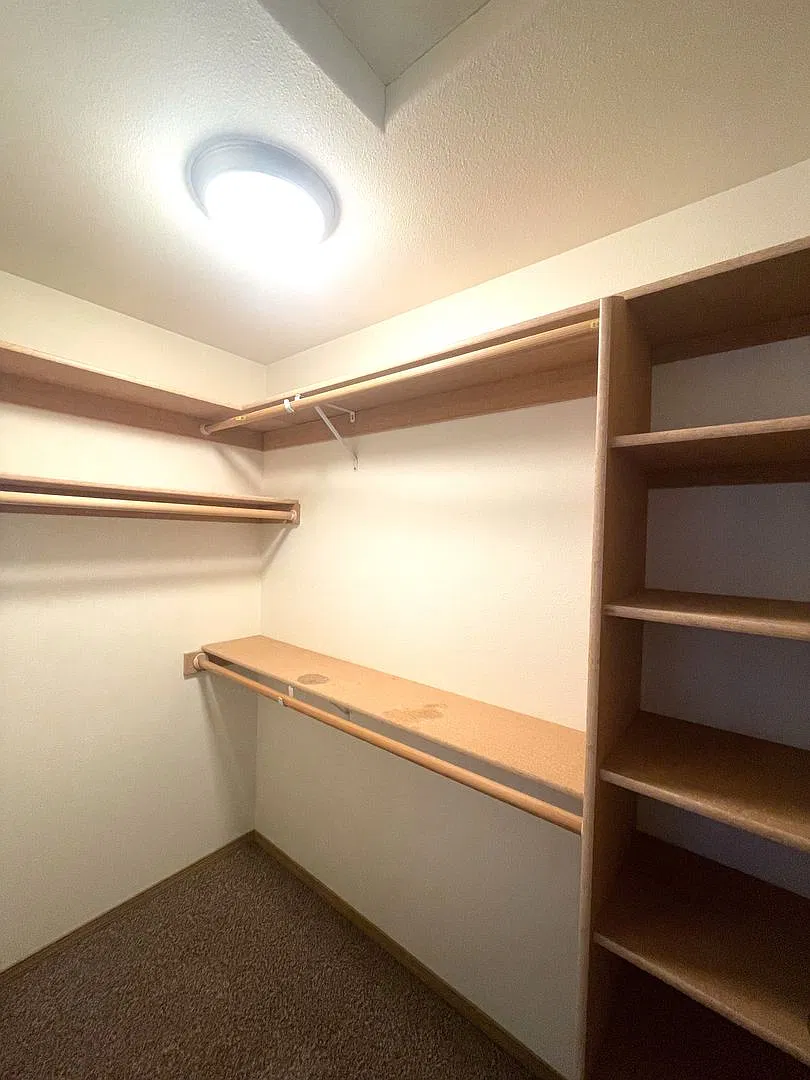 275-277 Gwinn St Monmouth, OR 97351 — Photo 4