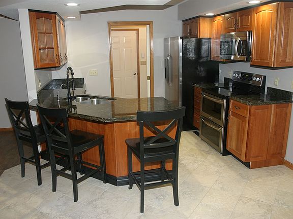 2nd image of 53946 Arrowwood Dr
