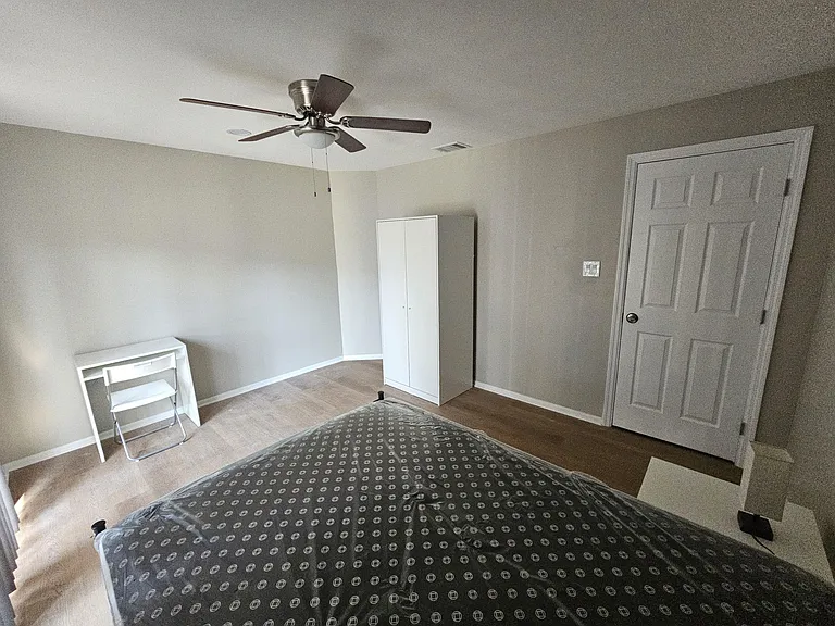 Otis Dr — Photo 6