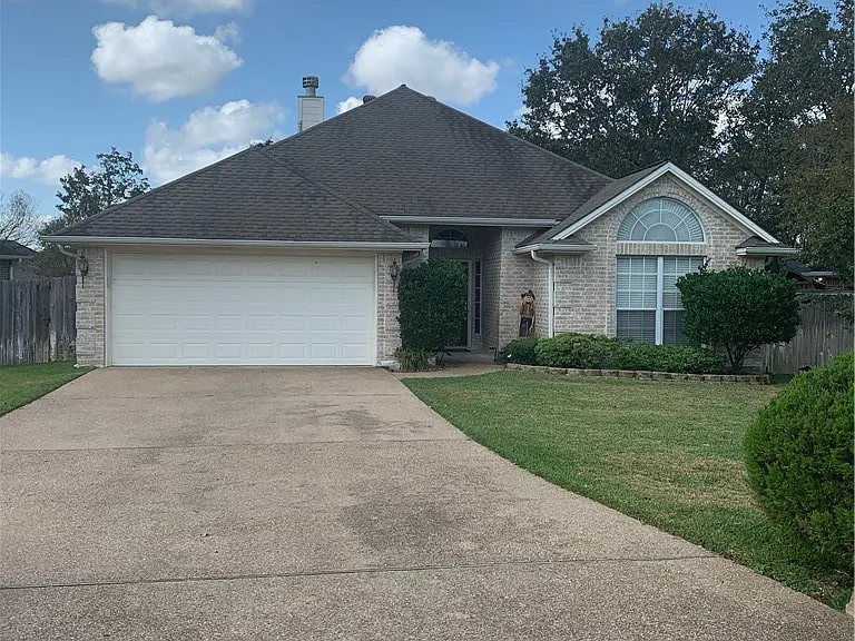 2379 Kendal Green Cir — Photo 4
