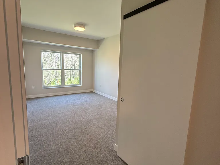 2645 Burton Rd #102 — Photo 7