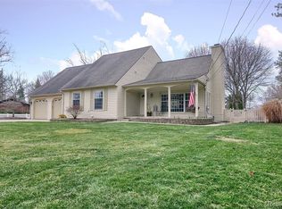 13000 Lake Point Pass, Van Buren Township, MI 48111