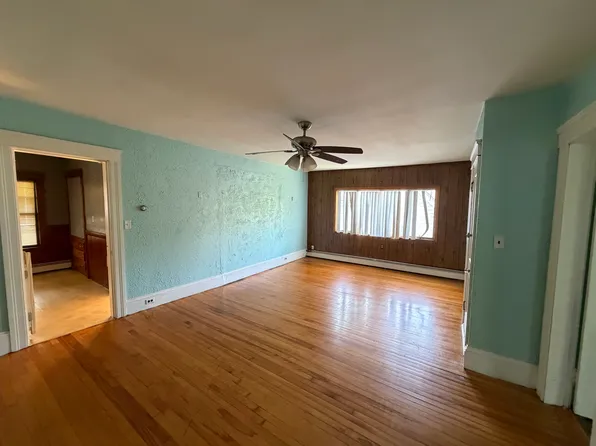 (undisclosed Address), Worcester, MA 01605
