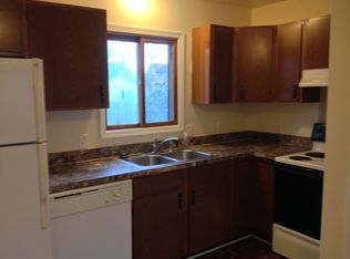 809 Cedar St, Saint Clair, MI