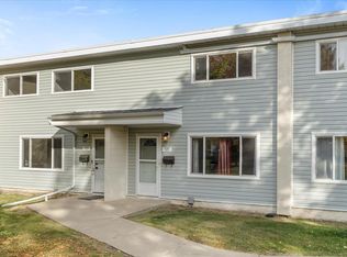 Glengarry Court, Edmonton, AB T5E 3L2