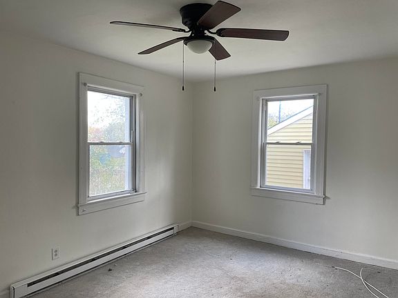 4th image of 316 Hanover Ave NW
