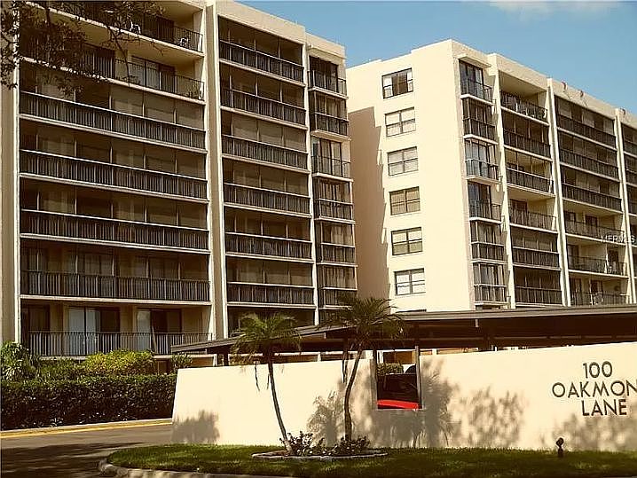 2nd image of 100 Oakmont Ln APT 406