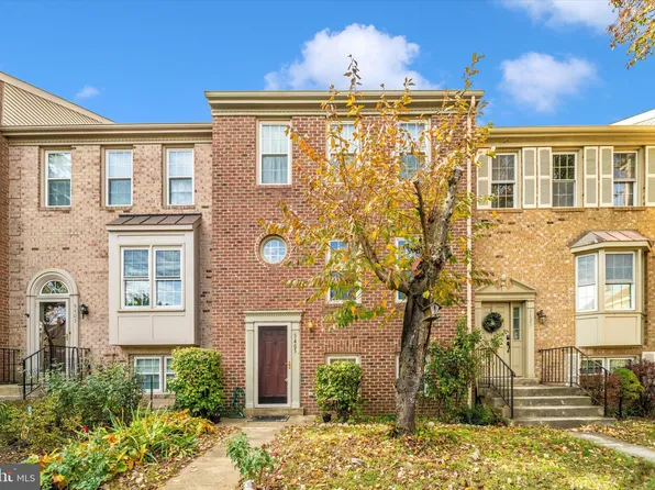 5405 Middlebourne Ln, Centreville, VA 20120