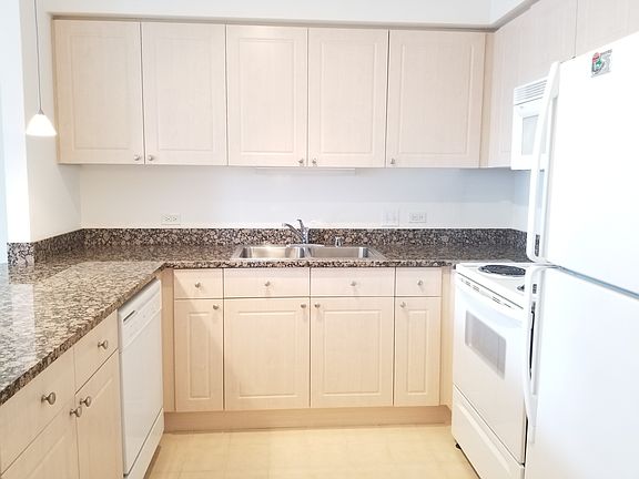 3rd image of 512 N McClurg Ct APT 4308