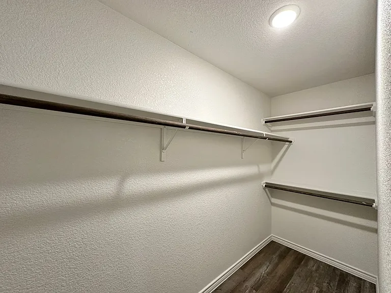 234B Dolphin Dr — Photo 31