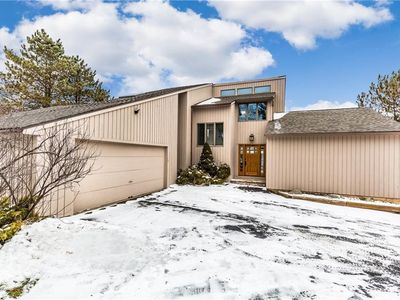 8090 Squirrel Corn Ln, Manlius, NY, 13104