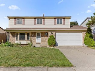 2350 Brookfield St, Canton, MI 48188