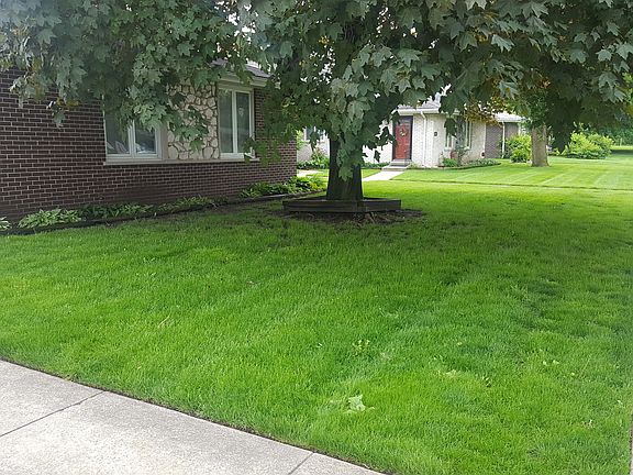 2nd image of 10429 S Austin Ave