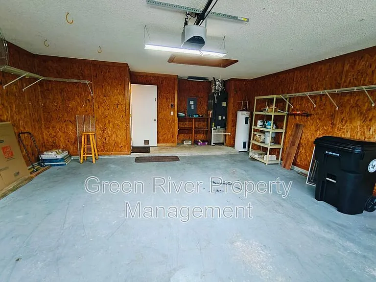1845 Weston Cir — Photo 31