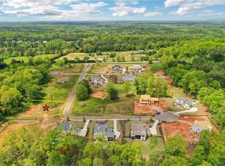 15755 Bon Endriot Dr, Milton, GA 30004