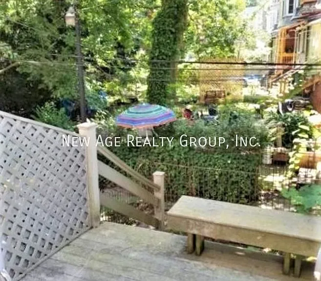 4238 Pine St — Photo 42