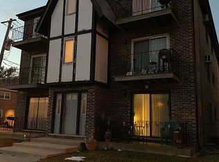 6742 W 64th Pl APT 3E, Chicago, IL 60638